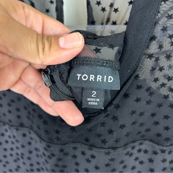 Torrid Black Star Mesh and Premium Ponte peplum top size: 2X - Picture 8 of 12